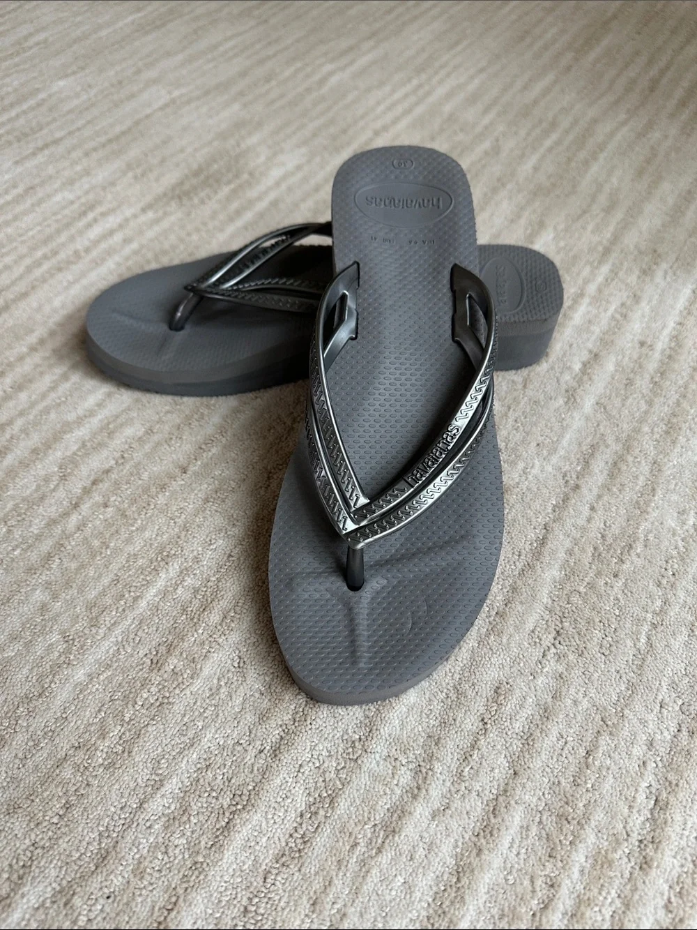 Like New Havaianas Women's Wedge Sandals, Steel Grey/Steel Grey, 9.5 M | EU 41